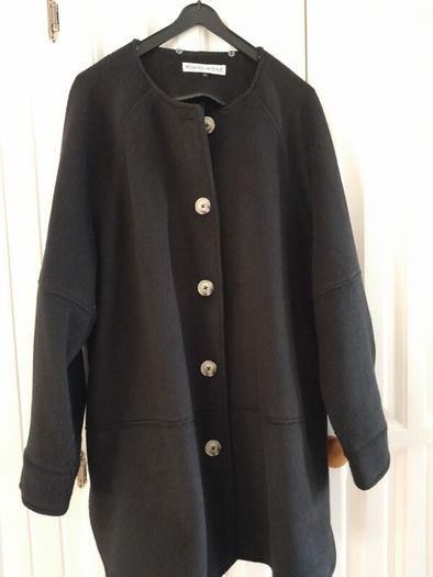 Rowan Avenue Black Jacket