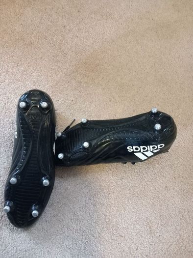Adidas size 7 Football boots