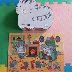 Cat puzzle jigsaws from Djeco