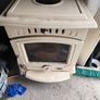 Stanley Tara Stove (Very good condition) Image 2