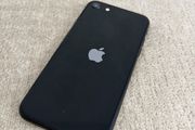 iPhone SE 2022