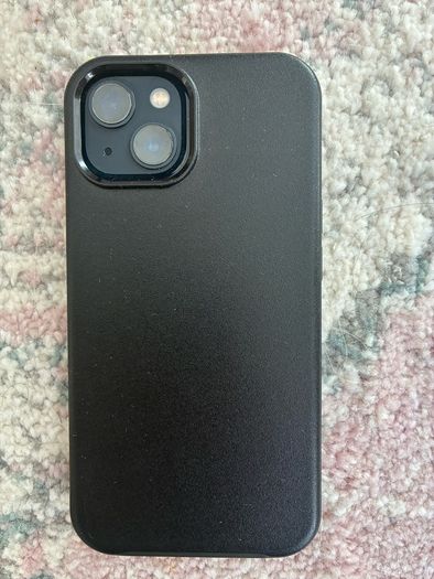 iPhone 13 Near Mint Condition 99% Battery Health UNLOCKED
