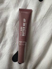 Rimmel London lip gloss - mellow mocha