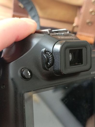 Panasonic LUMIX DMC-FZ72 16.1MP Digital Camera Tested Working