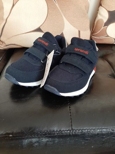 Boys trainers