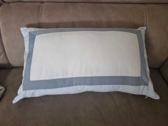 Pair of cushions