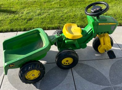 John Deere Pedal Tractor & Trailer for kids