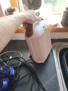 Delonghu heater hot and cold