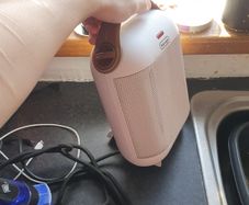 Delonghu heater hot and cold