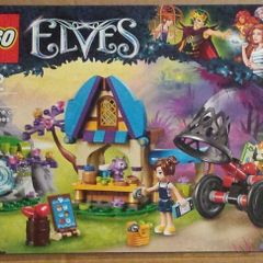 New:  Lego The Capture of Sophie Jones 41182