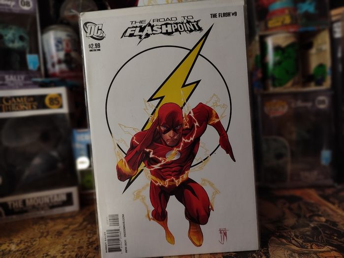 The Flash ! Issue #9 ! Character Themed Cover ! 2011 ! by DC Comics !