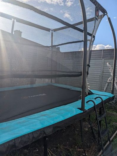 Trampoline