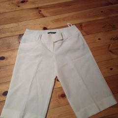 Ladies White Knee Length Shorts