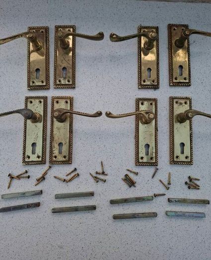 Door Handles Brass (PER PAIR).