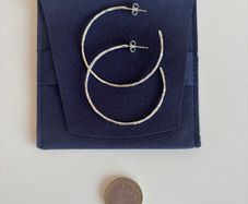 Gorjana silver Taner hoop earrings from Loulerie