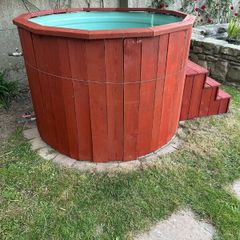 Outdoor Hot Tub