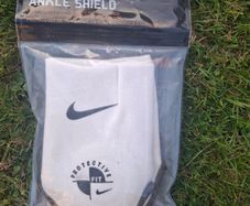 Nike Ankle Shield New