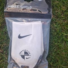 Nike Ankle Shield New