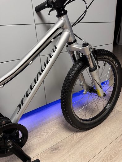 Specialized Hot Rock Kids Bike 20 inch