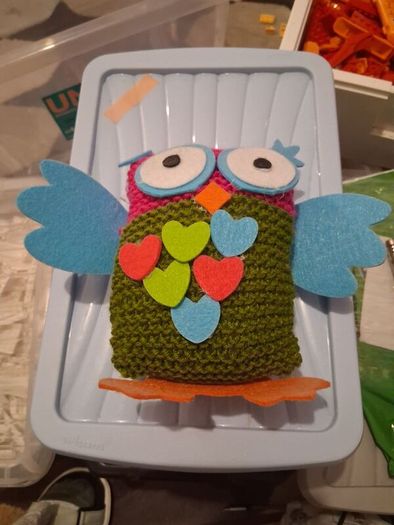 hand knitted owl