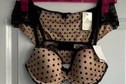 b.tempt'd lingerie set - sz 36C
