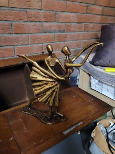 metal sculpture