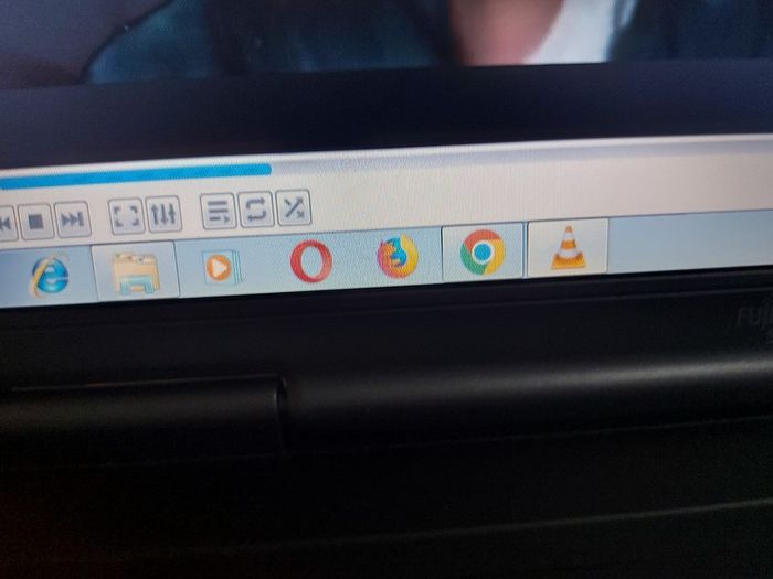 Fujitsu Esprimo V5535 1Terrabyte HDD, 1GB Ram, Intel Celeron CPU 550, 2.0GHz, windows 7 Professional, Firefox, Opera, Chrome and VLC