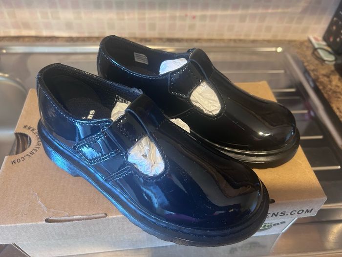 Dr Martens Airwair Shoes (kids)