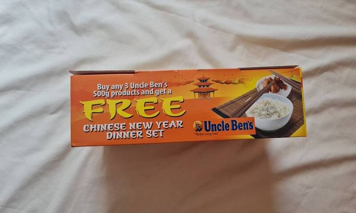 Uncle bens Chinese dinner set 2x bowls 2x bamboo Placemats  2x chopsticks brand new never been out of box
