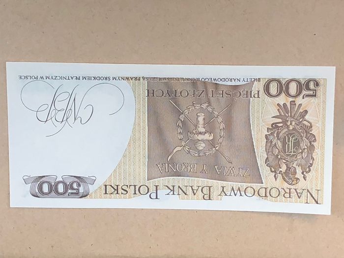 UNCIRCULATED Crisp  Polish banknotes x 5