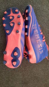 Adidas Nemeziz kids football shoes UK 4
