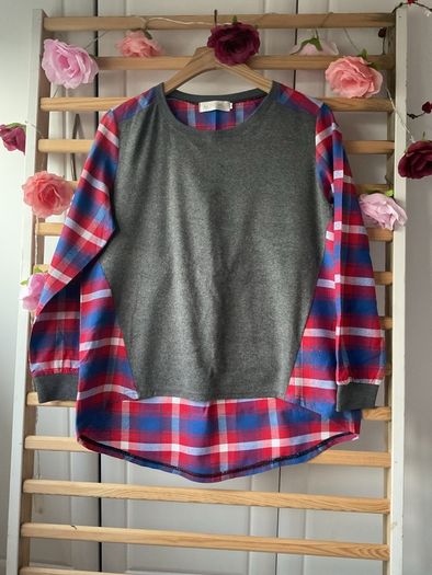Grey round neck with flannel contrast size 10