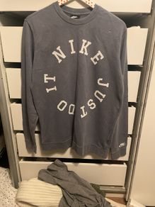 NIKE sweatshirt
