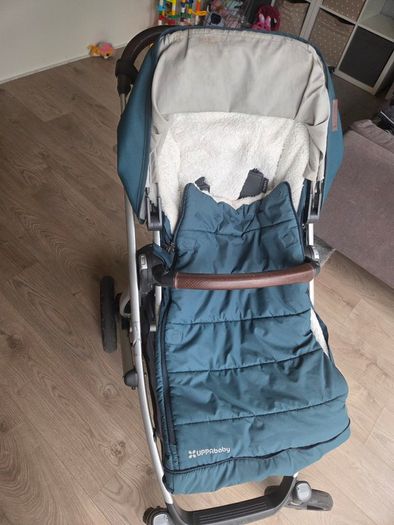 Uppababy Vista V2