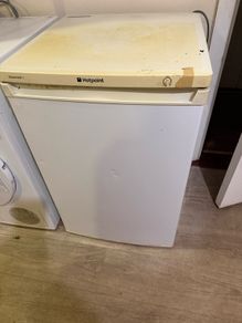 Free Standing Freezer (Free to take away)