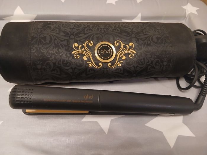 ghd hair straightener