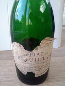 Le Piat de Beaujolais 1967 Wine Bottle