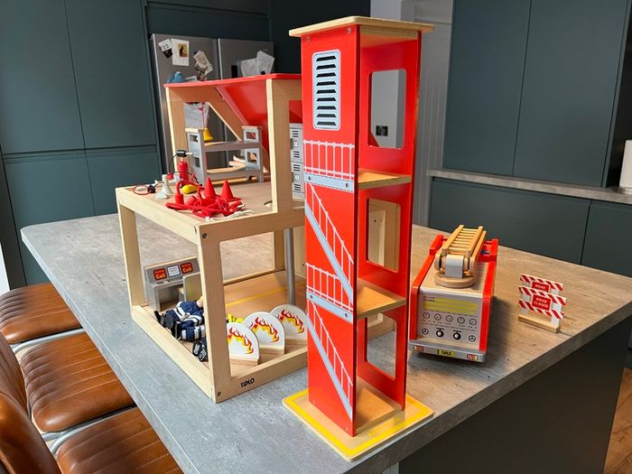 Tidlo fire station bundle