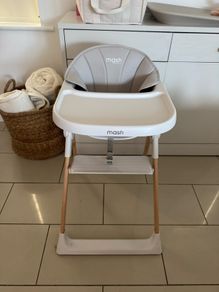 MASH highchair bundle - white