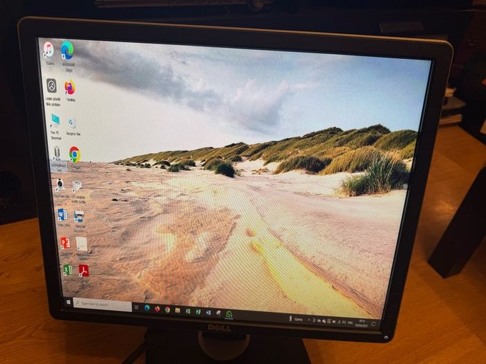 2 Dell Screen