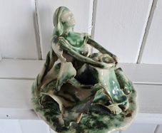 pottery figure