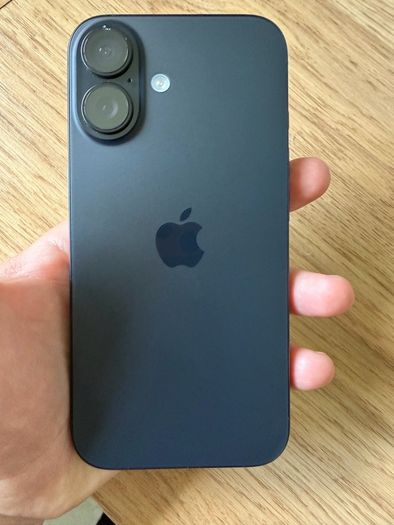 iPhone 16 128GB Black ; Aesthetics 10/10