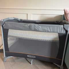 Graco contour travel cot and mattress