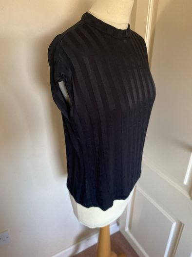 Lennon Courtney size 10 black top