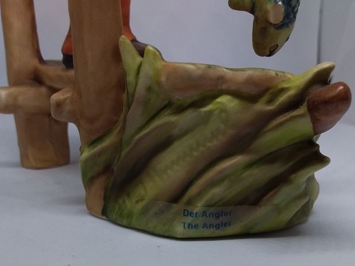 Vintage : Goebal Hummel Figurine - The Angler - First Issue 1995