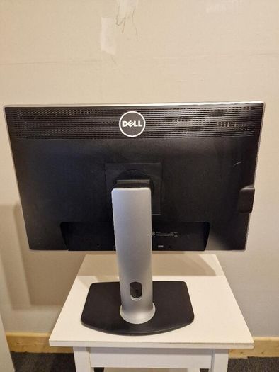 Dell UltraSharp U2412m 24" IPS LED Monitor