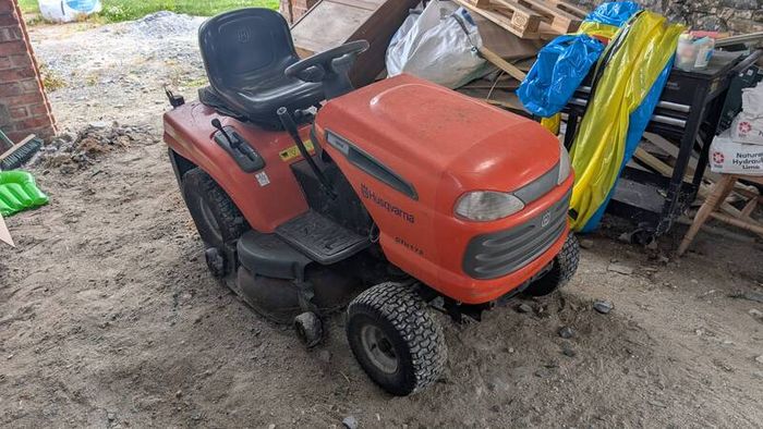 Husqvarna Ride On