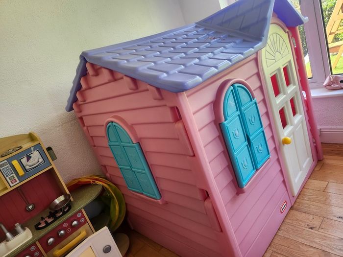 Little Tikes Country Cottage Playhouse - Pink