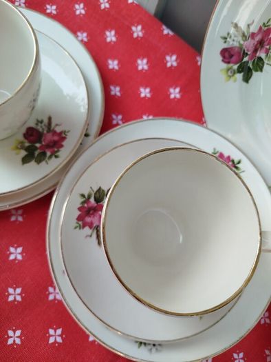 Carrigaline Tea set