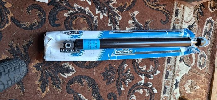 Rear Shock Absorber for Mazda 5 2L Diesel